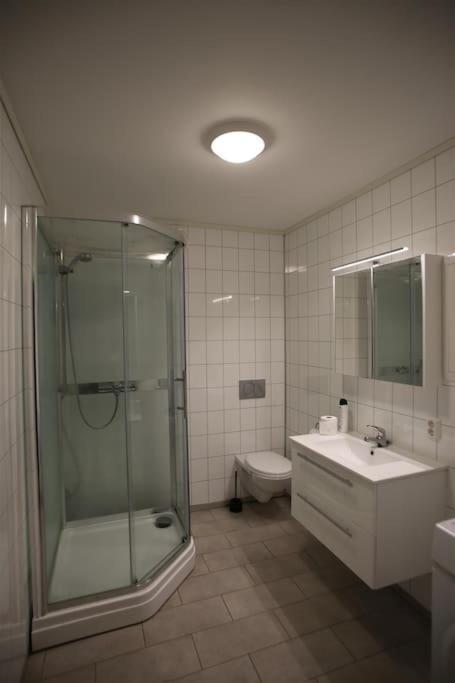 Sentral Leilighet Med 3 Soverom Harstad Bagian luar foto